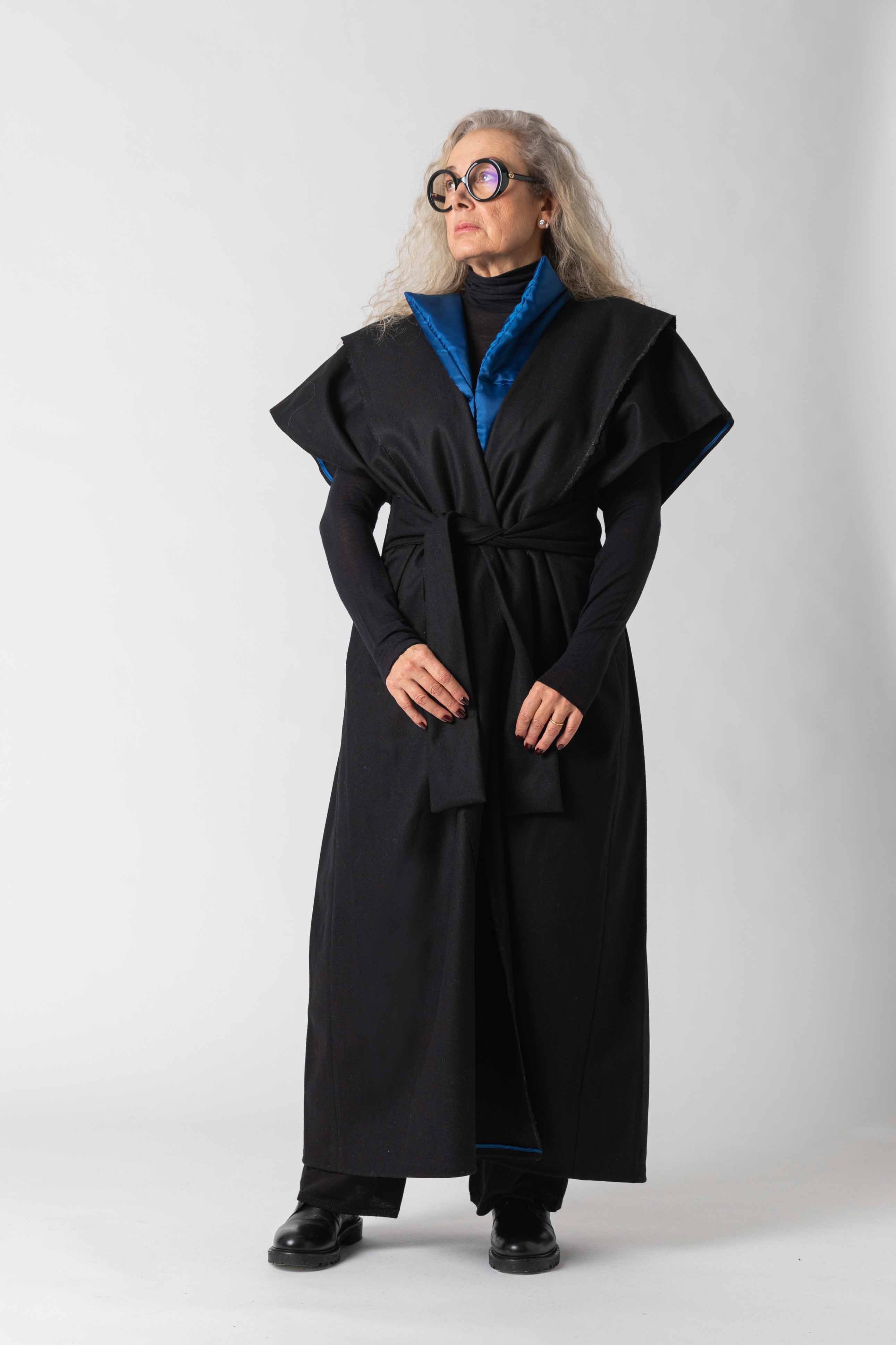 KIMONO - Black-1