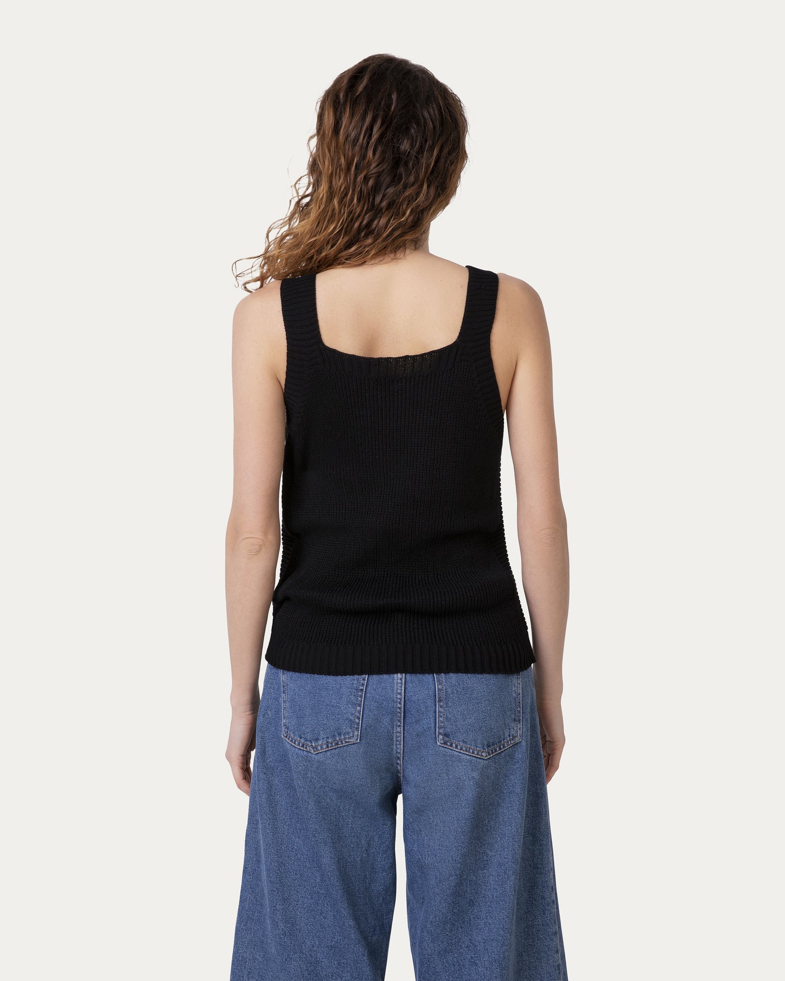 Black organic cotton top vegan sustainable