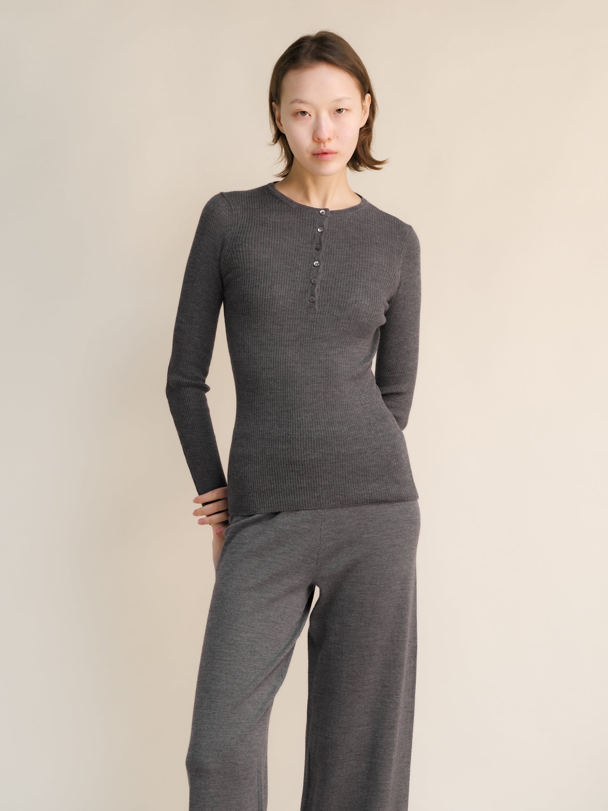 Extra Fine Merino Ribbed Fine Hanley Sweater-11