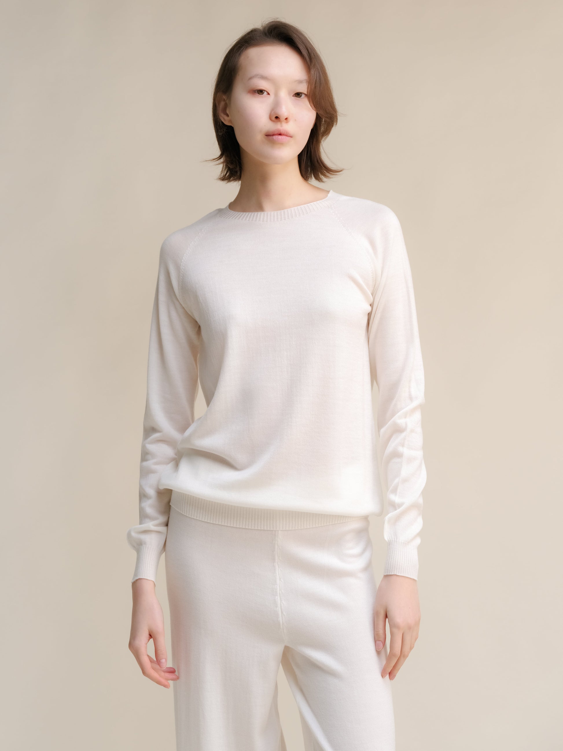 Extra Fine Merino Wool Crewneck Sweater (3D-Knit)-4