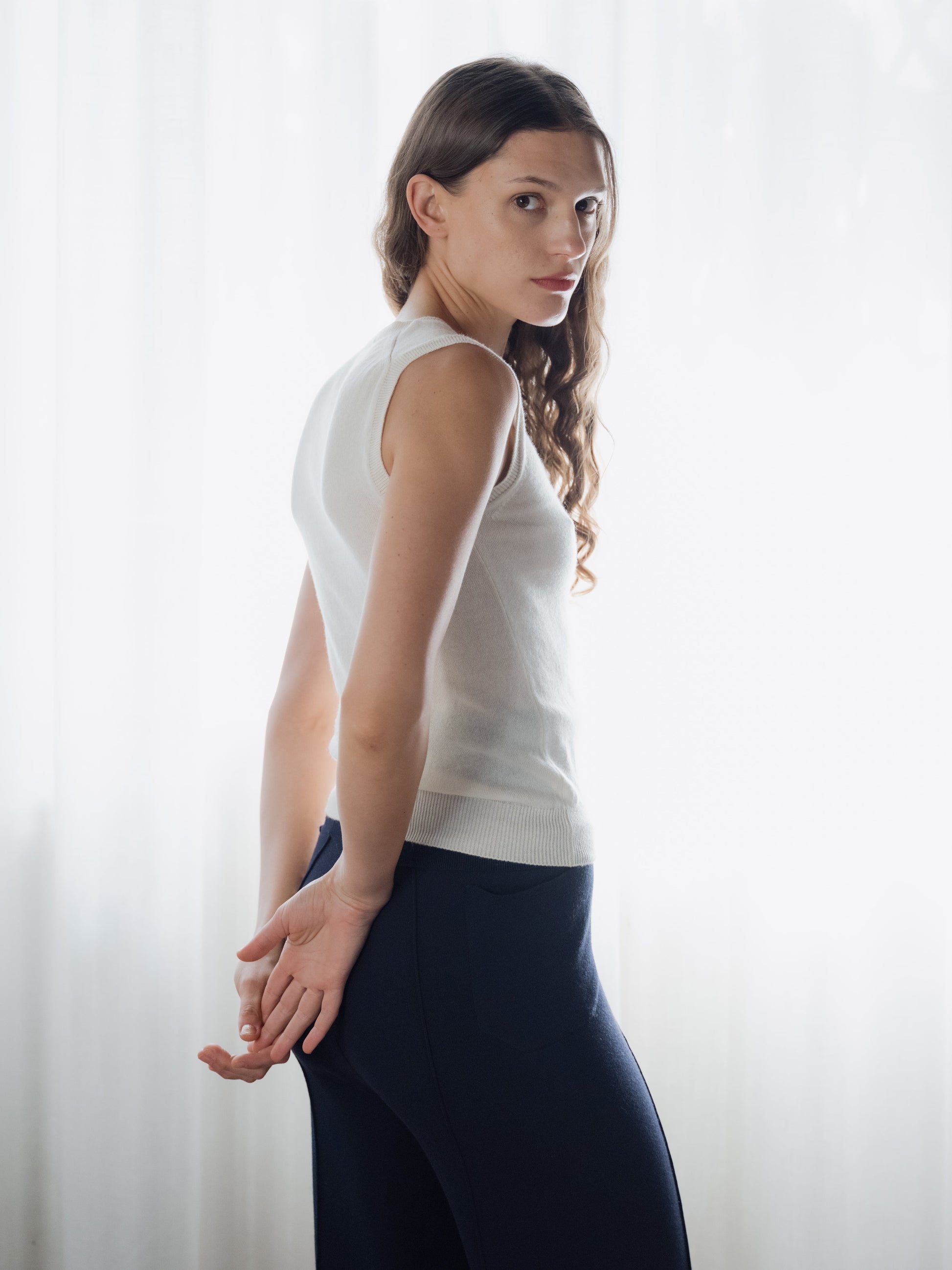 Pure Cashmere V-Neck Tank Top-2