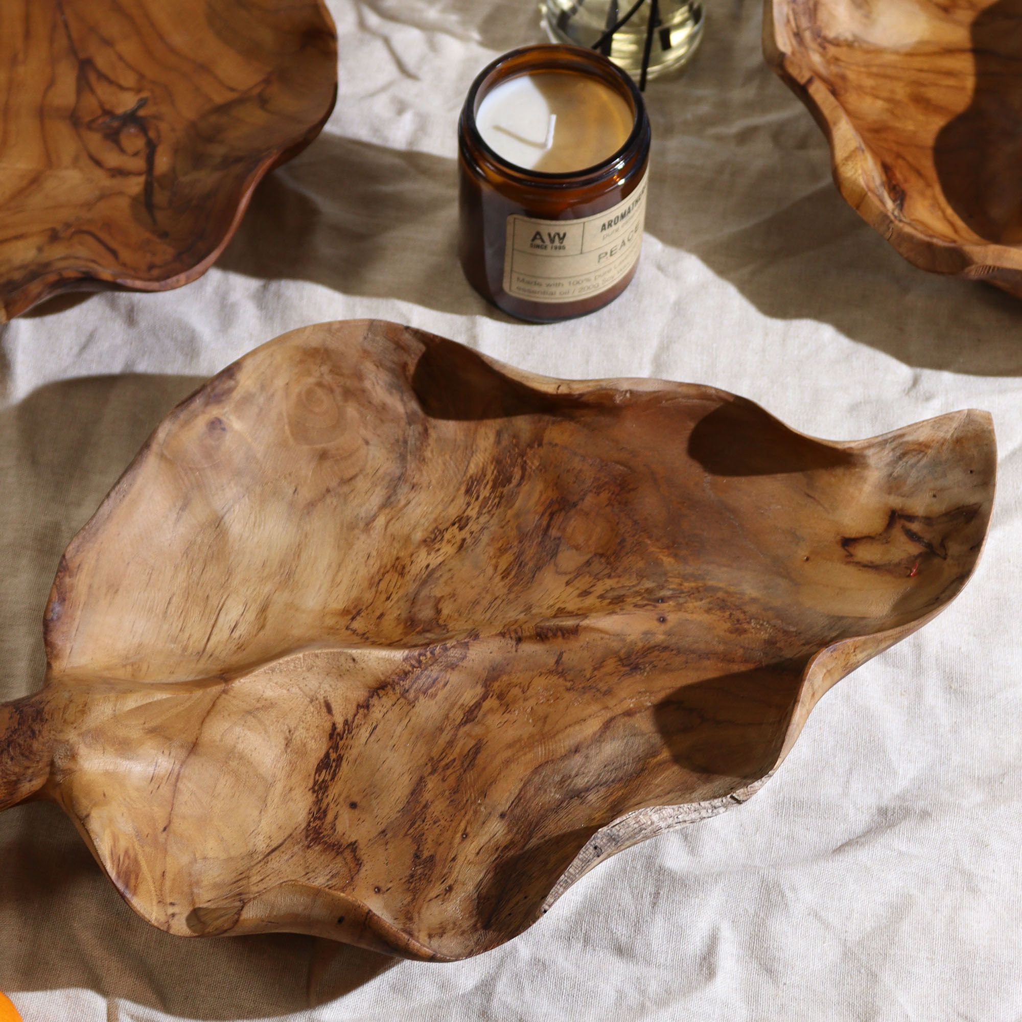 Large Leaf Shaped Teakwood Fruit Bowl
