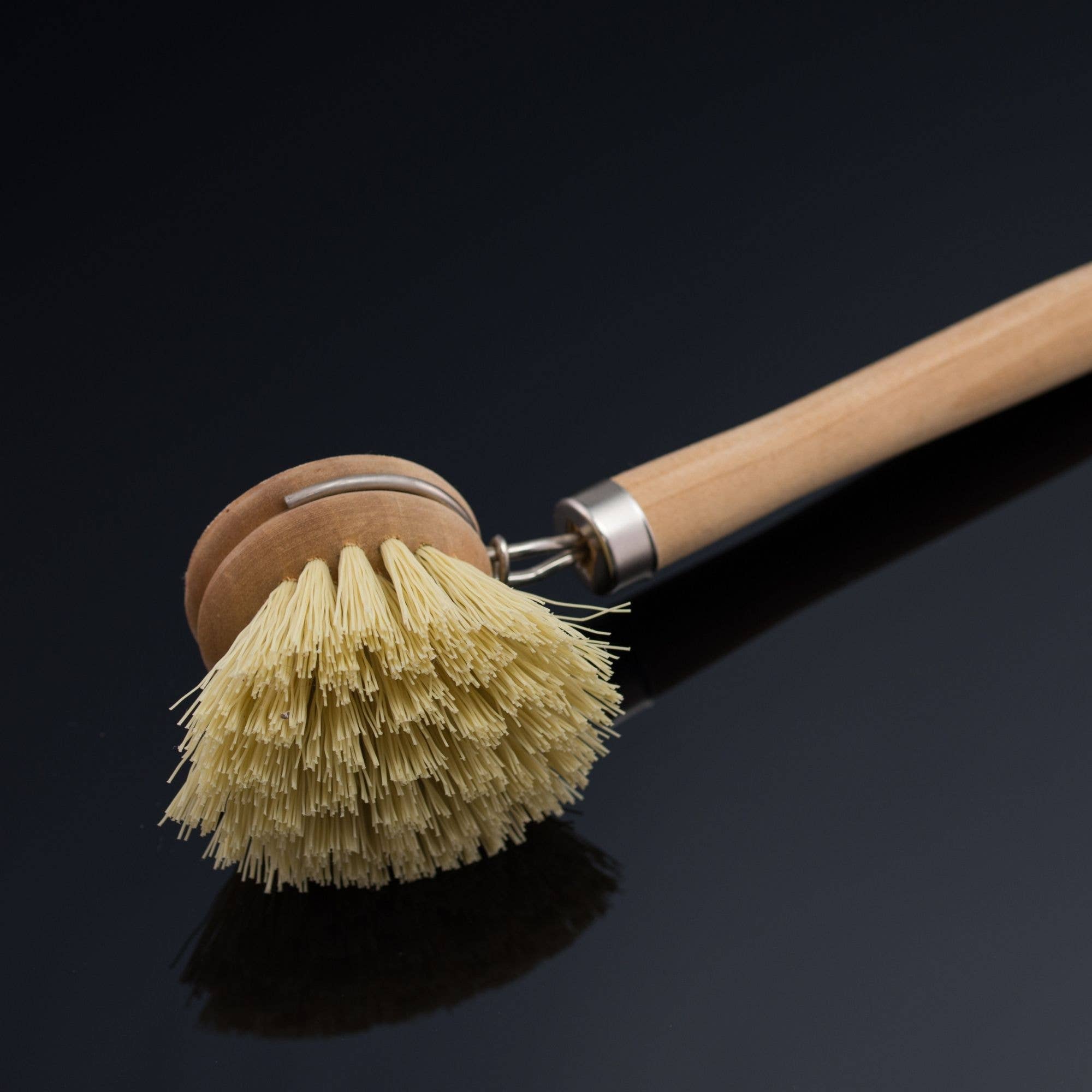 Reusable bamboo dish brush with replaceable head