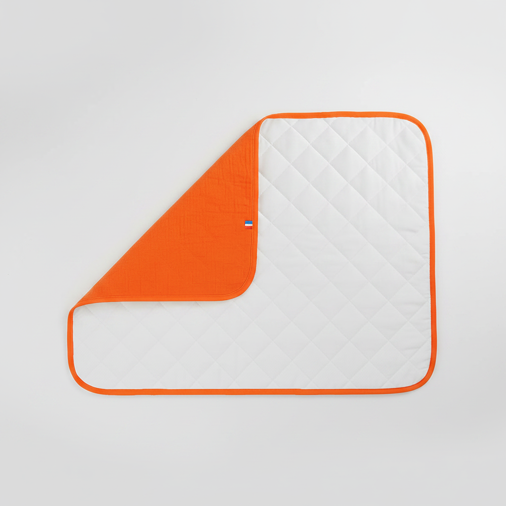 Nomadic Changing Mat - Strawberry
